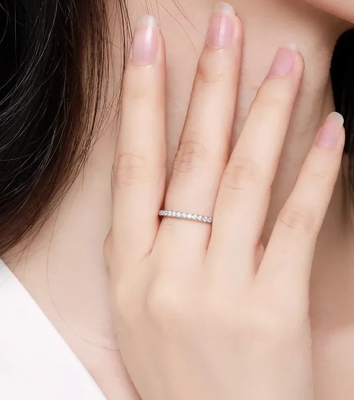 The Aurelia — Round Cut Moissanite Ring