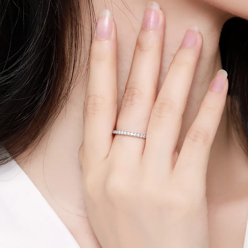 The Aurelia — Round Cut Moissanite Ring