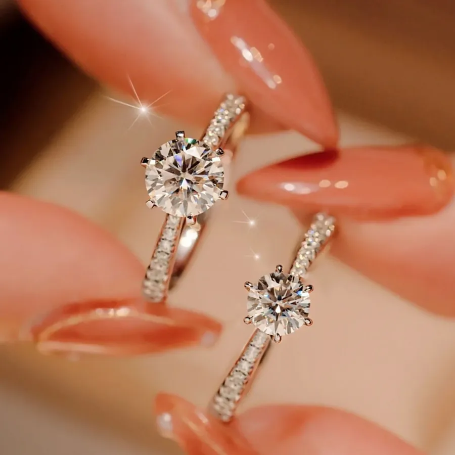 The Marais — Moissanite Ring - Image 3